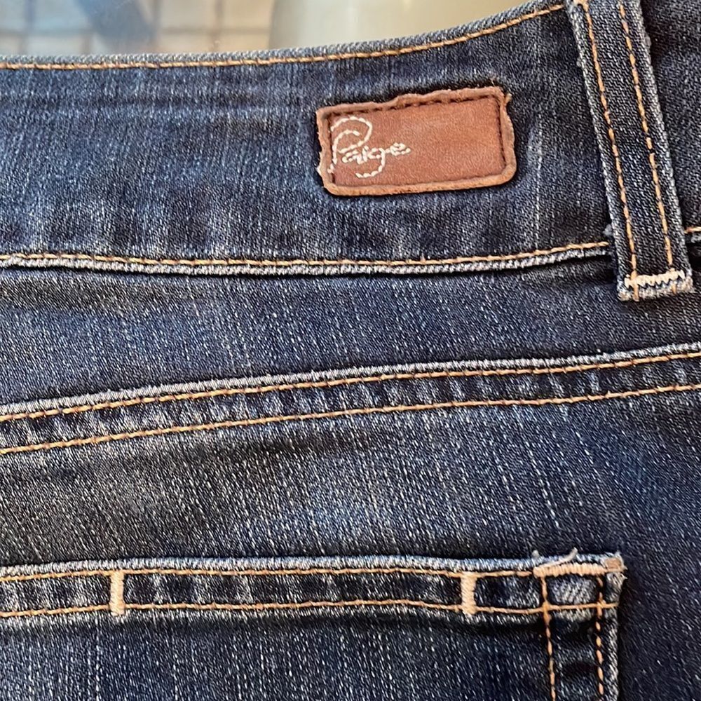 Paige jeans 32 dark blue wash faded made in USA h.h. Boot boot cut light stretch